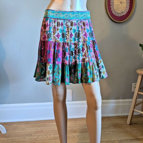 Vintage Y2K DKNY Jeans Mini Skirt Prairie Embroidered Sequin Boho Fairy Size 7 - Picture 4 of 12